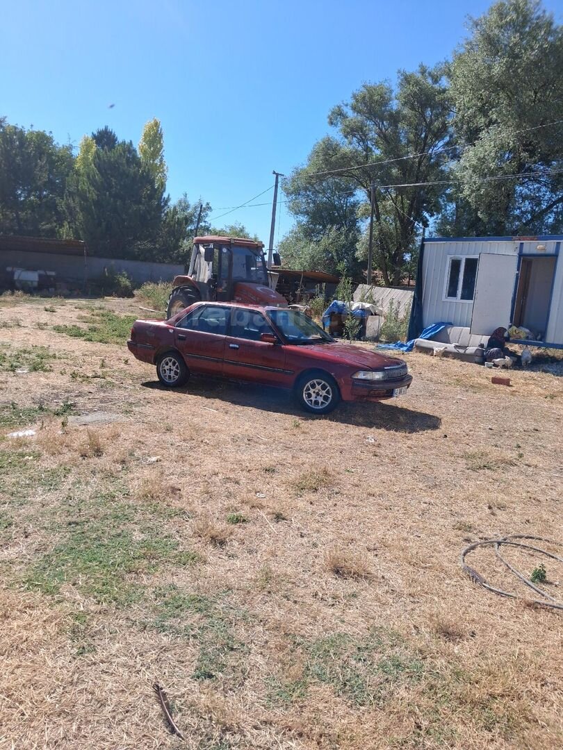 Sahibinden Toyota Carina 1.6 XLi 1991 Model Eskişehir 360.000 km Kırmızı 3