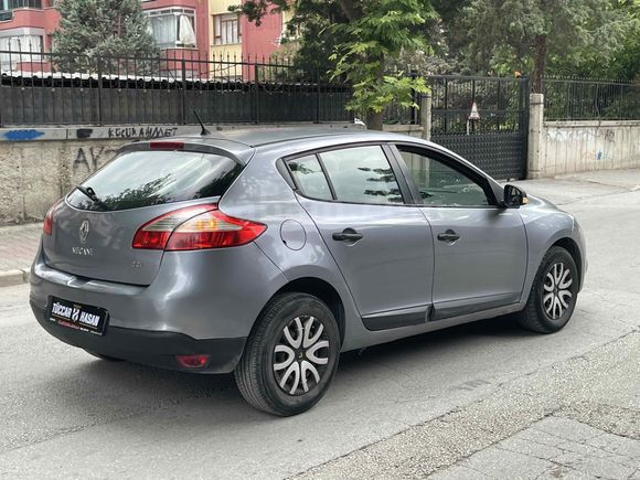 Galeriden Renault Megane 1.5 dCi Authentique 2011 Model Konya