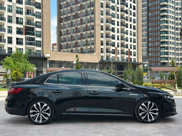 RENAULT MEGANE  2018 MODEL OTOMATİK VİTES 