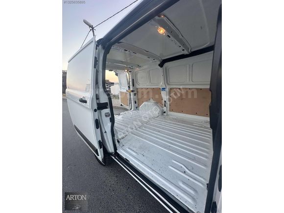 2023 MODEL 40 BİN KM ORJİNAL EKRANLI GERİ GÖRÜŞ EXPERTİZLİ FULL