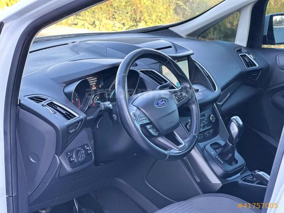 Takas olur Dizel otomatik hatasız düşük km cam tavan