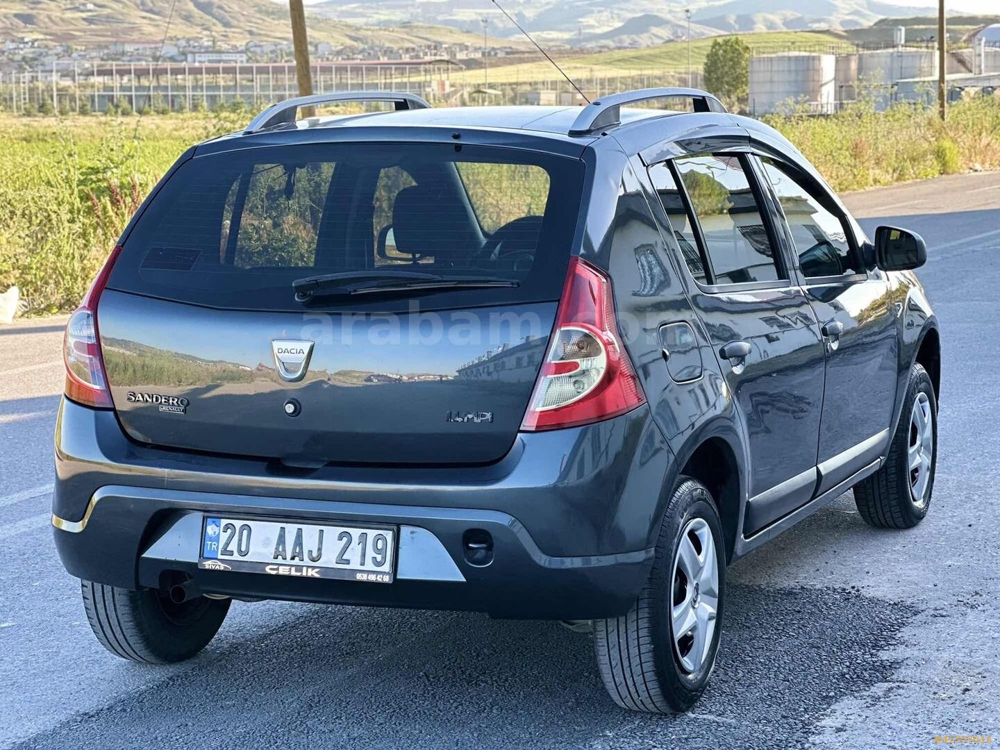 Galeriden Dacia Sandero 1.4 Ambiance 2009 Model Sivas 170.000 km Füme 3