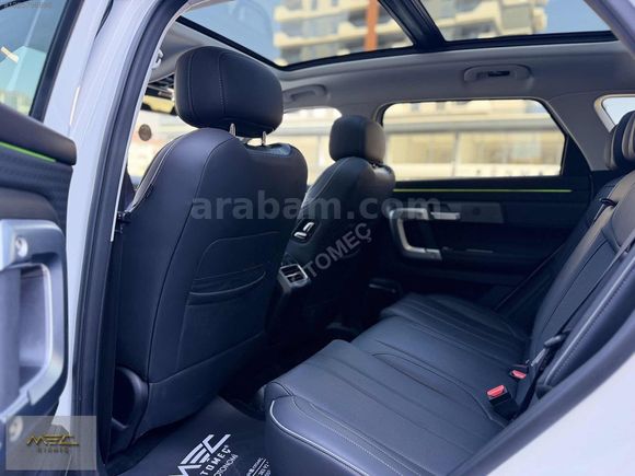OTOMEÇ'DEN 2024 JAECOO EVOLVE 4X4 19.000KM CAM TAVAN