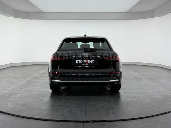 otomobil Audi A3 Sportback 35 TFSI Advanced