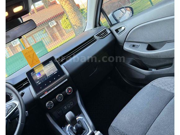 Sahibinden Renault Clio 1.0 TCe Touch 2021 Model 