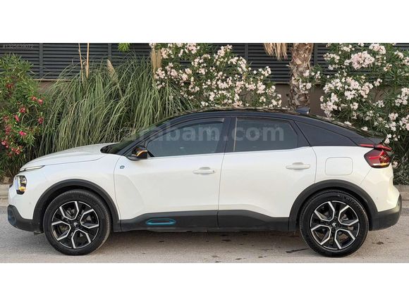 2023 E-C4 SHİNE BOLD HATASIZ-BOYASIZ 52.000KM