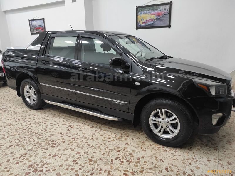 Galeriden KGM SsangYong Korando Sports 2.0 e-XDI 2013 Model İzmir 227.000 km Siyah