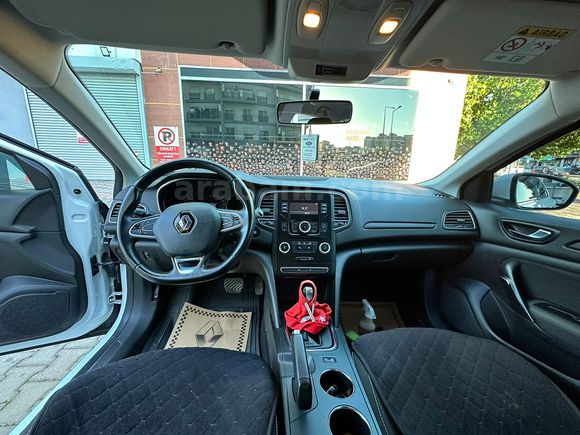 SAHİBİNDEN DEĞİŞENSİZ OTOMOTİK MEGANE 4 