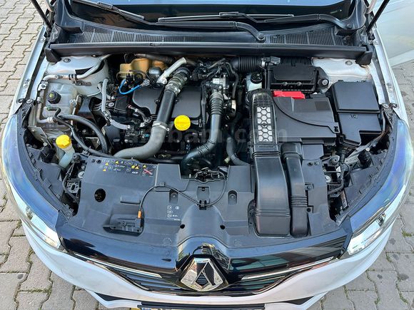 SAHİBİNDEN DEĞİŞENSİZ OTOMOTİK MEGANE 4 