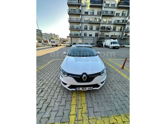 SAHİBİNDEN DEĞİŞENSİZ OTOMOTİK MEGANE 4 