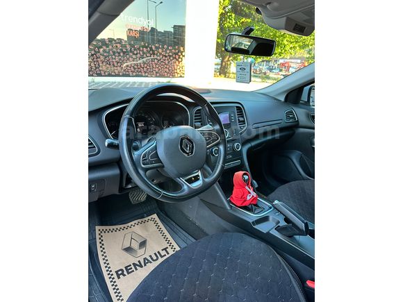 SAHİBİNDEN DEĞİŞENSİZ OTOMOTİK MEGANE 4 
