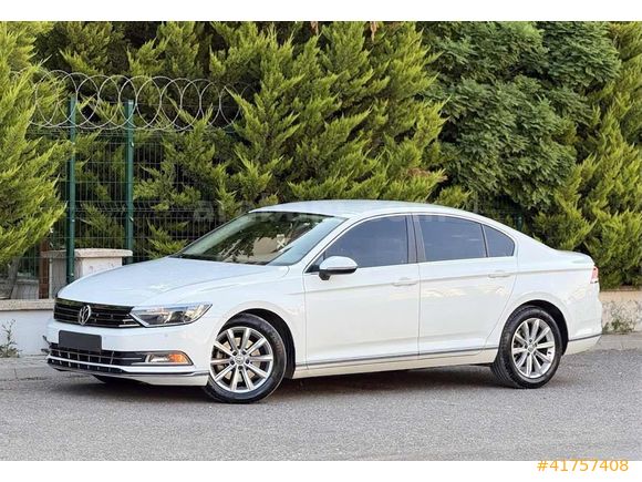 AYHANLAR OTODAN SATLIK PASSAT