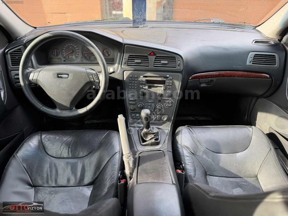 OTTOvizyon'dan/2001 VOLVO/S60 2.0T/293 BİN KM/TAVAN-BGJ BOYASIZ