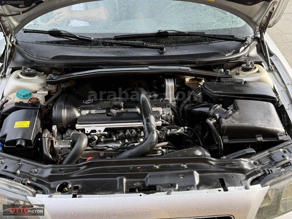 OTTOvizyon'dan/2001 VOLVO/S60 2.0T/293 BİN KM/TAVAN-BGJ BOYASIZ