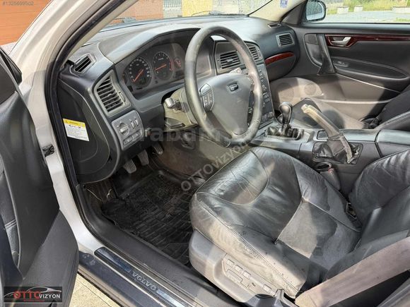OTTOvizyon'dan/2001 VOLVO/S60 2.0T/293 BİN KM/TAVAN-BGJ BOYASIZ