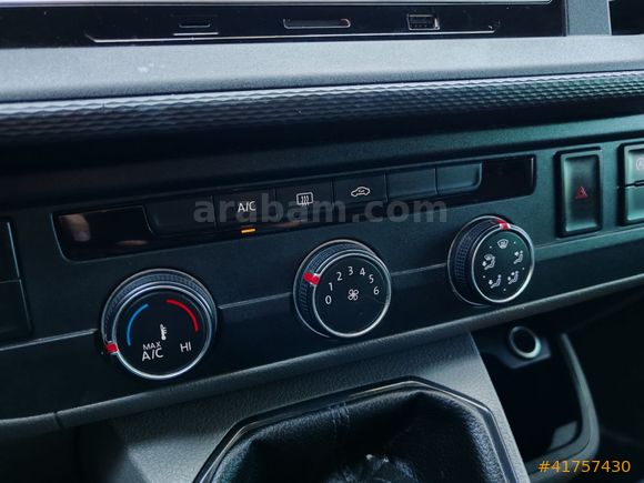 SADECE 151 BİN KM'DE-YENİ KASA-2020 ÇIKIŞLI-VW TRANSPORTER 2.0