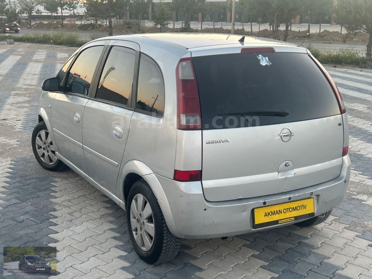 Galeriden Opel Meriva 1.6 Enjoy 2004 Model Afyonkarahisar 389.000 km Gri 4