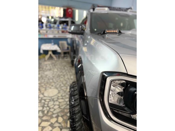 Sahibinden Ford Ranger 2.0 EcoBlue 4x4 Wildtrak  2024 Model İzmir
