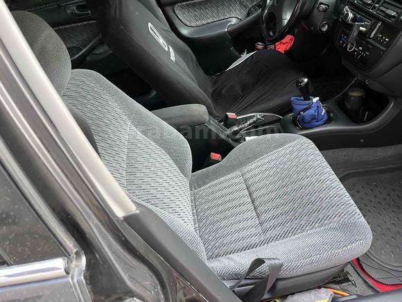 Sahibinden Honda Civic 1.4 i S 1999 Model 