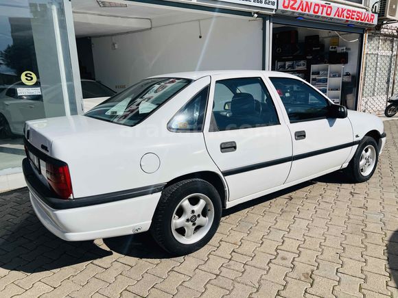 Galeriden Opel Vectra 2.0 GL 1993 Model Antalya