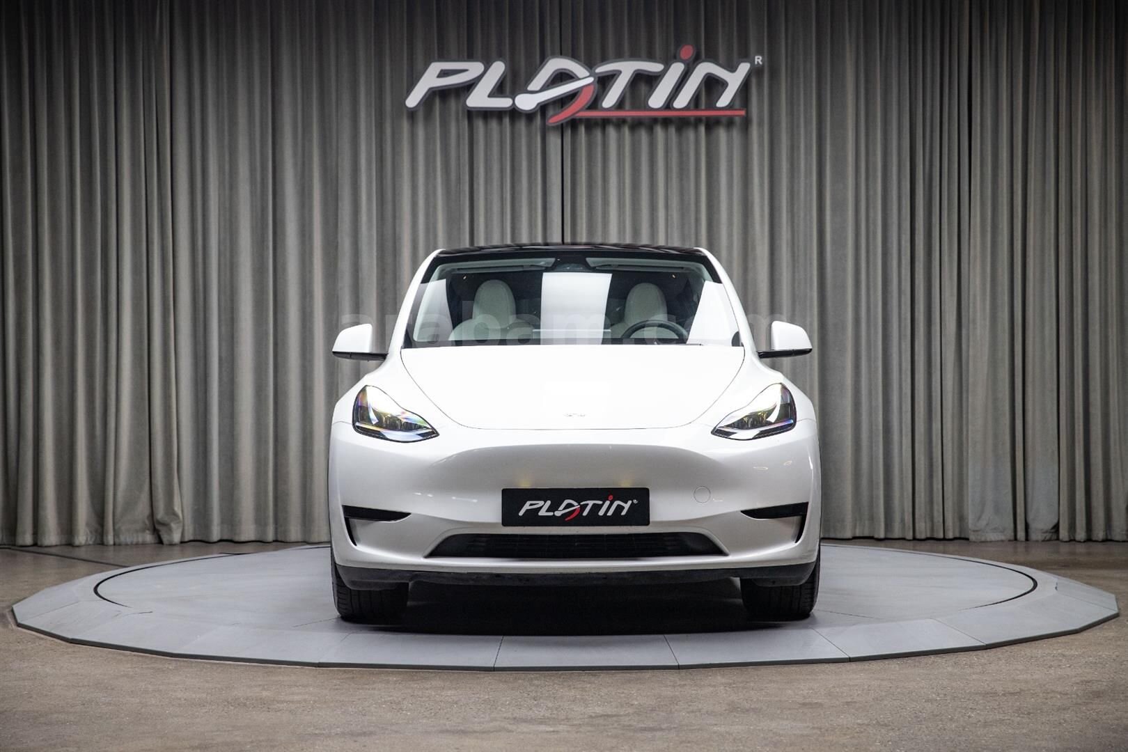 Galeriden Tesla Model Y Long Range (Juniper) 2024 Model İstanbul 81.250 km Beyaz 2