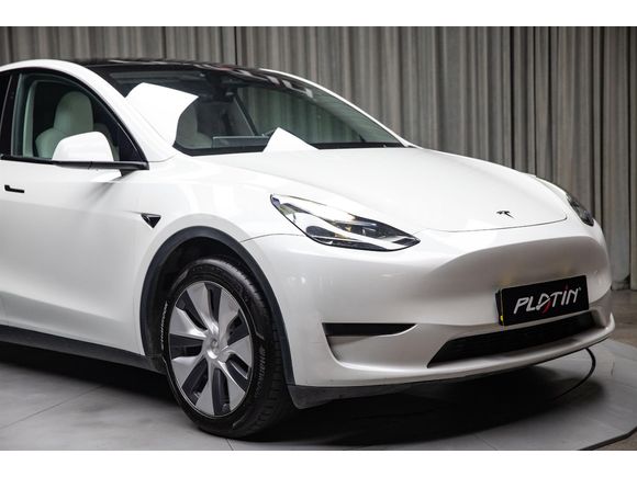 2024 TESLA MODEL Y SR 360K.OTONOM_PANORAMIK_BEYAZ İC MEKAN 
