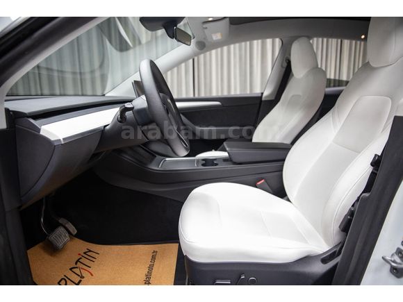 2024 TESLA MODEL Y SR 360K.OTONOM_PANORAMIK_BEYAZ İC MEKAN 