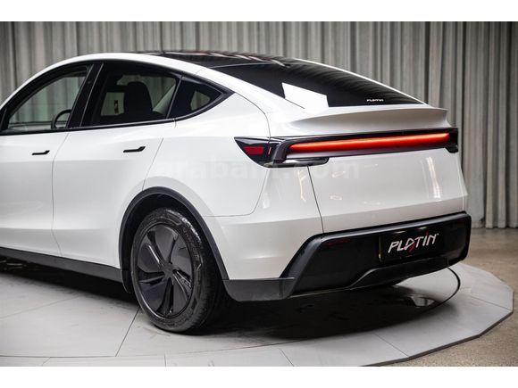 2025 MODEL Y JUNİPER SOGUTMA_ARKA.EKRAN_CAM.TAVAN_HATASIZ