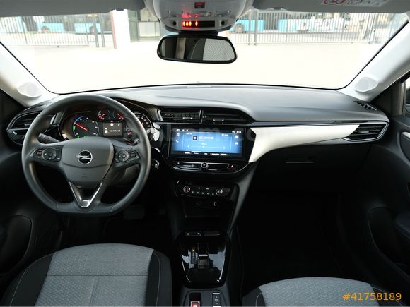 OTOSTORE'DAN Corsa 1.2 Hybrid Edition e-DCT6 2026