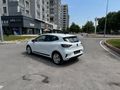 BOYASIZ 2025 RENAULT CLİO 1.0 TCE EVOLUTİN 6000 KM