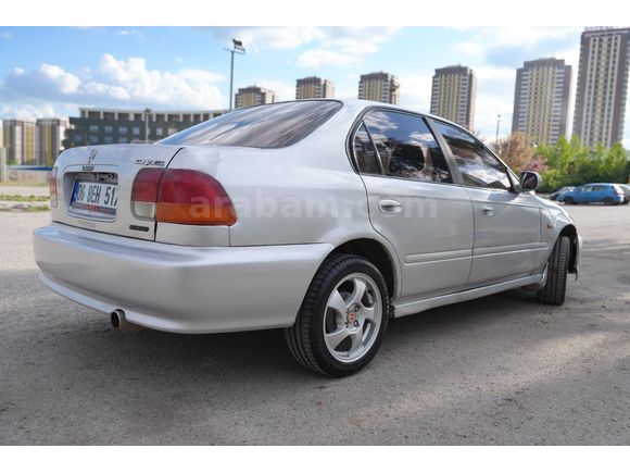 Sahibinden Honda Civic 1.6i VTEC ES 2001 Model