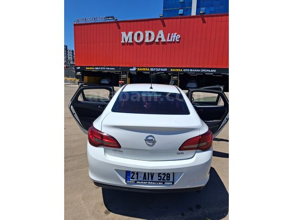 MURAT_ÖZGÜVEN'DEN TEMİZ OPEL ASTRA OTOMATİK