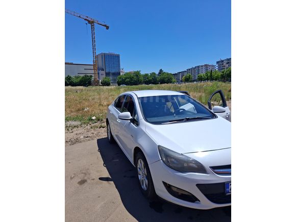 MURAT_ÖZGÜVEN'DEN TEMİZ OPEL ASTRA OTOMATİK
