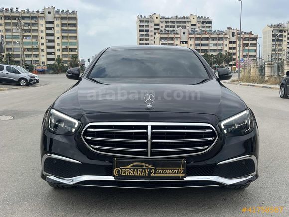 DAHA TEMİZİ YOK,HATASIZ,DAHA 14.000 KM'DE,SERVİS BAKIMLI,E200 d