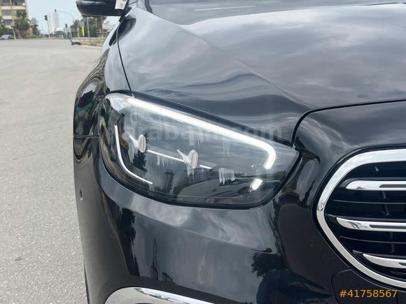 DAHA TEMİZİ YOK,HATASIZ,DAHA 14.000 KM'DE,SERVİS BAKIMLI,E200 d