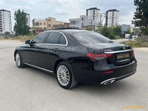 DAHA TEMİZİ YOK,HATASIZ,DAHA 14.000 KM'DE,SERVİS BAKIMLI,E200 d