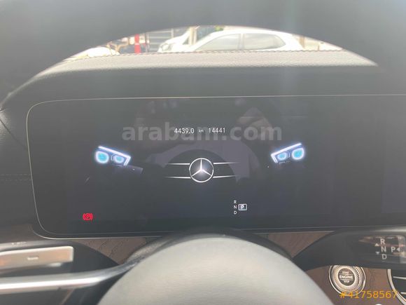 DAHA TEMİZİ YOK,HATASIZ,DAHA 14.000 KM'DE,SERVİS BAKIMLI,E200 d