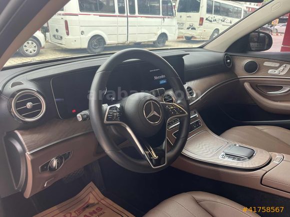 DAHA TEMİZİ YOK,HATASIZ,DAHA 14.000 KM'DE,SERVİS BAKIMLI,E200 d