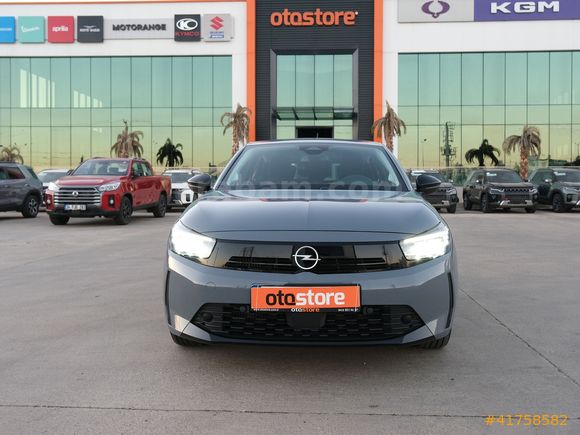 OTOSTORE'DAN Corsa 1.2 Hybrid Edition e-DCT6 2026