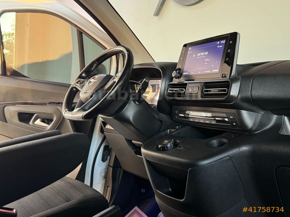 NETKAR-2019 OPEL COMBO 1.5 CDTI 130HP ULTIMATE EAT8 BAKIMLI