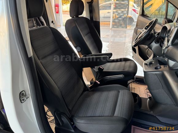 NETKAR-2019 OPEL COMBO 1.5 CDTI 130HP ULTIMATE EAT8 BAKIMLI