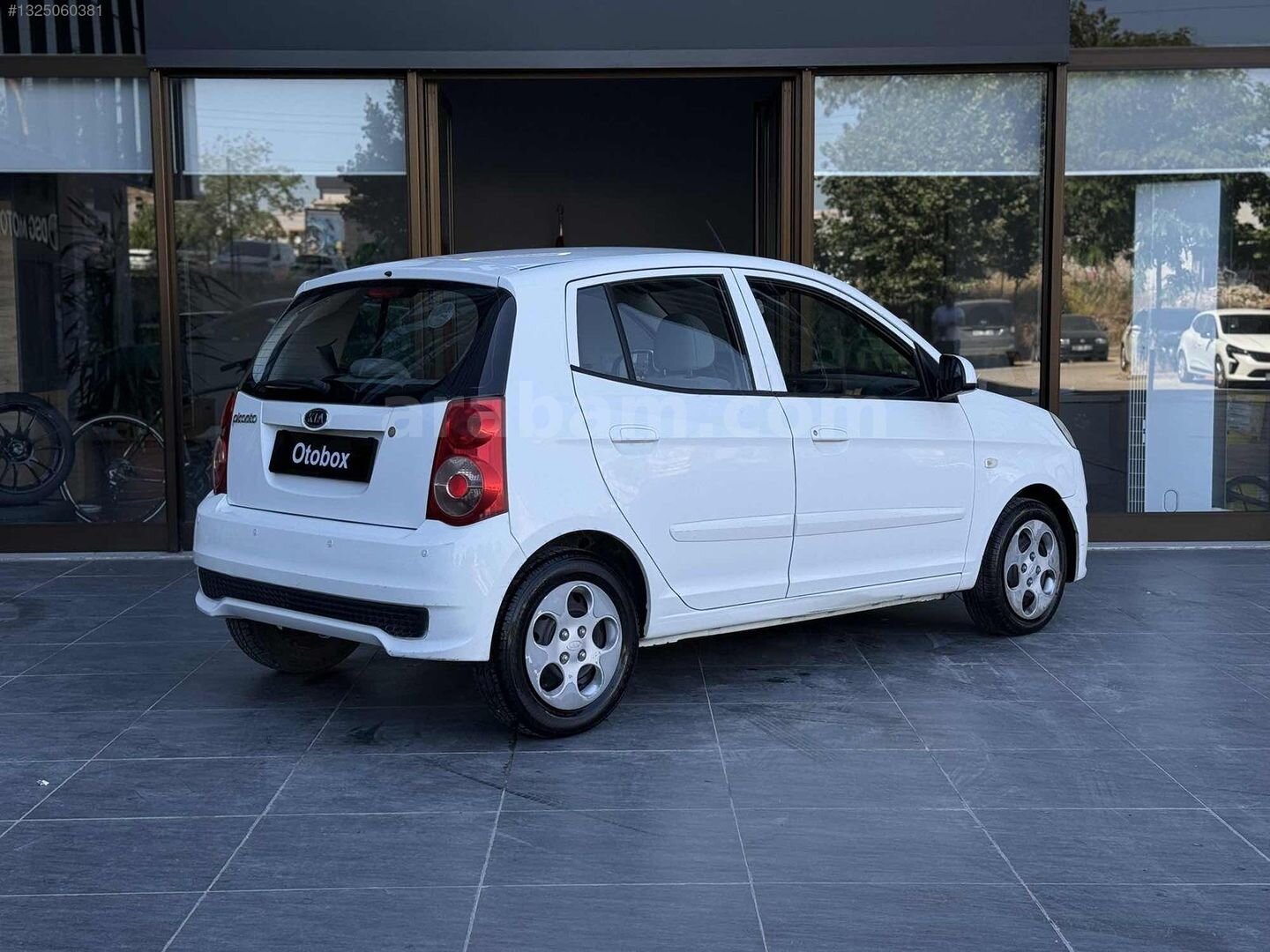 Galeriden Kia Picanto 1.1 Hiper 2011 Model Bursa 103.000 km Beyaz 7