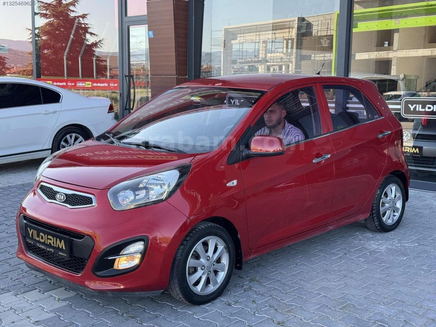 Galeriden Kia Picanto 1.25 EX 2011 Model Afyonkarahisar 119.000 km Kırmızı 4