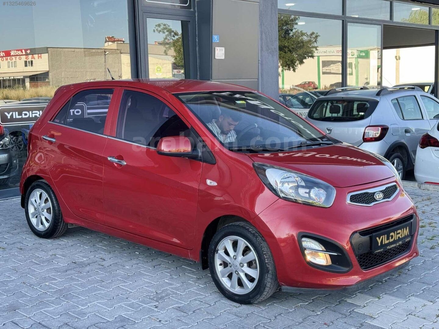 Galeriden Kia Picanto 1.25 EX 2011 Model Afyonkarahisar 119.000 km Kırmızı 3