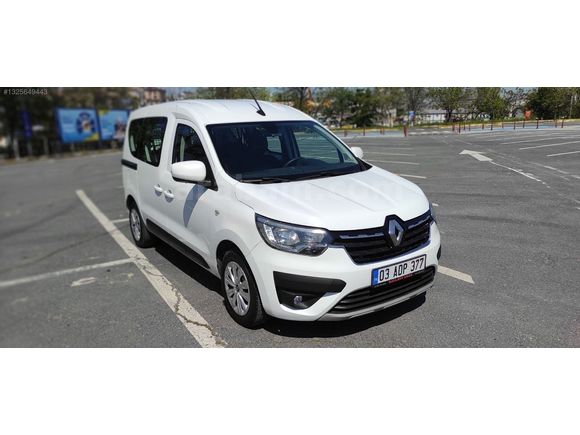 2022 RENAULT EXPRESS