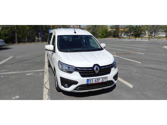 2022 RENAULT EXPRESS