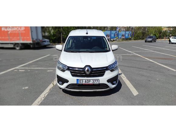 2022 RENAULT EXPRESS