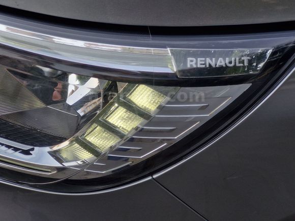 2021 MODEL/ORJİNAL 92 BİN KM/VİTES 6 İLERİ/TAKAS OLUR
