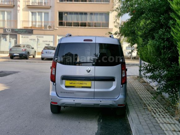 2021 MODEL/ORJİNAL 92 BİN KM/VİTES 6 İLERİ/TAKAS OLUR