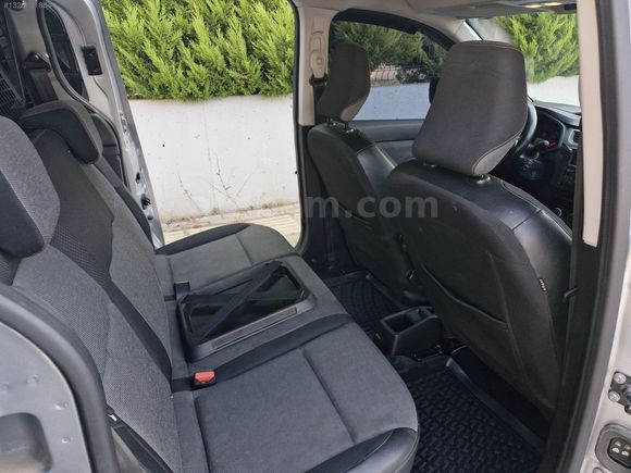 2021 MODEL/ORJİNAL 92 BİN KM/VİTES 6 İLERİ/TAKAS OLUR